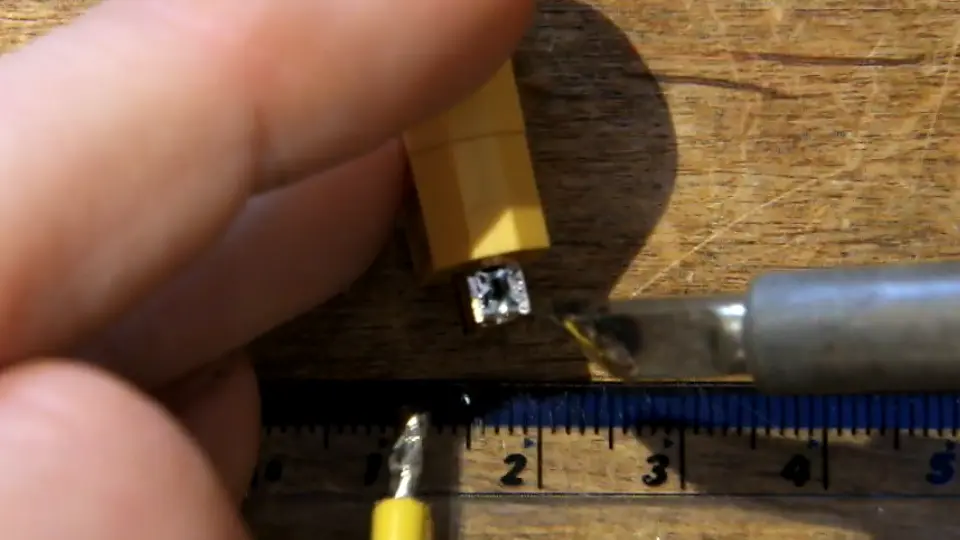 solder-xt60d